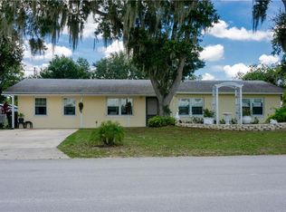 64 8th St, Lake Hamilton, FL 33838