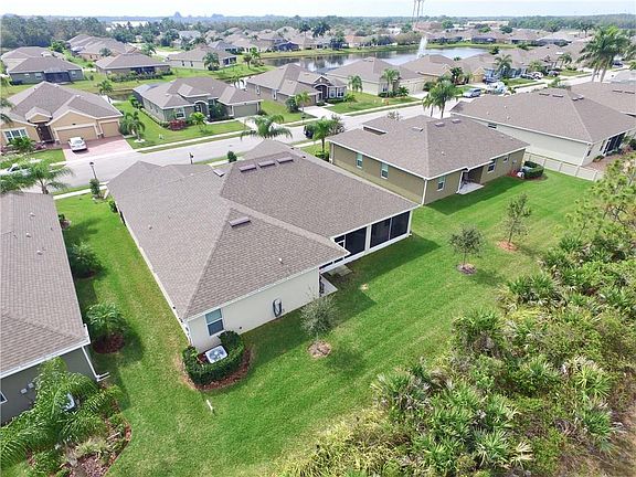 3rd image of 344 Sebastian Crossings Blvd