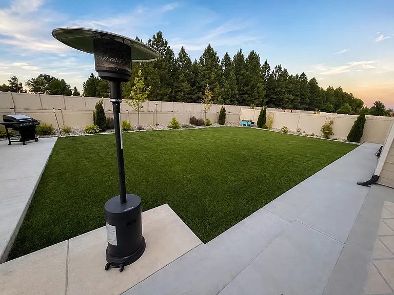 5004 W Vanderbilt Dr — Photo 2