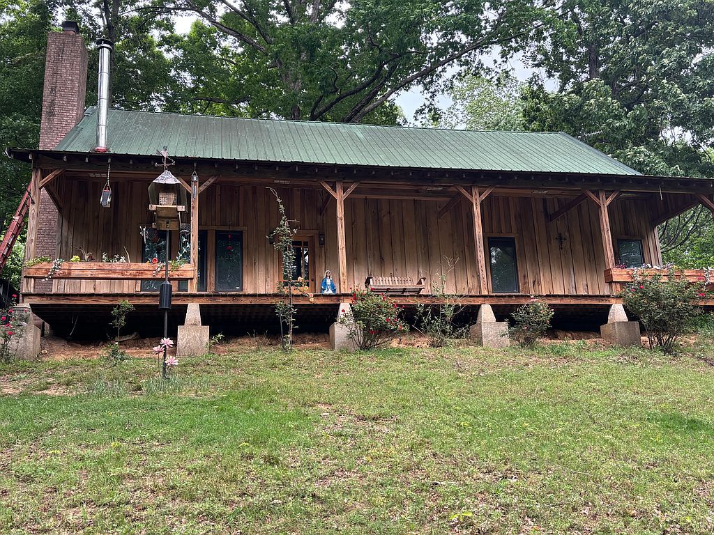 7462 Campground Rd - Property Image