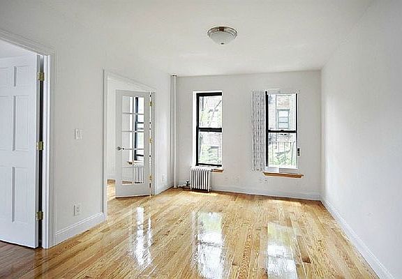 5th image of 22 Leroy St APT 5