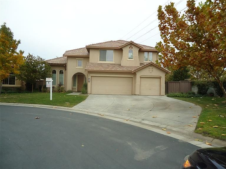 1st image of 132 Alicante Ct