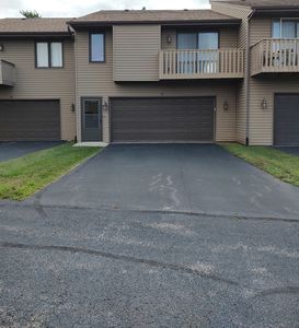 7425 Colosseum Dr APT 12, Rockford, IL, 61107