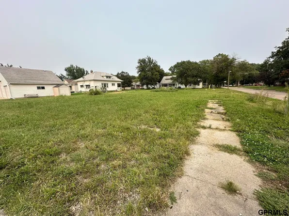 205 N Harris St, Wilber, NE 68465