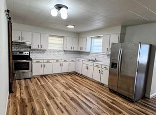 303 Vine St, Alton, MO 65606