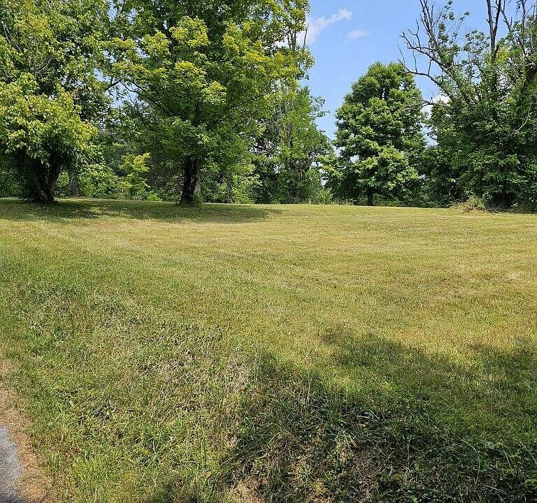 1st image of 224 E Hendron Chapel Rd