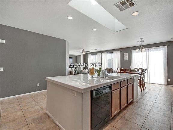 2nd image of 2305 Silver Clouds Dr
