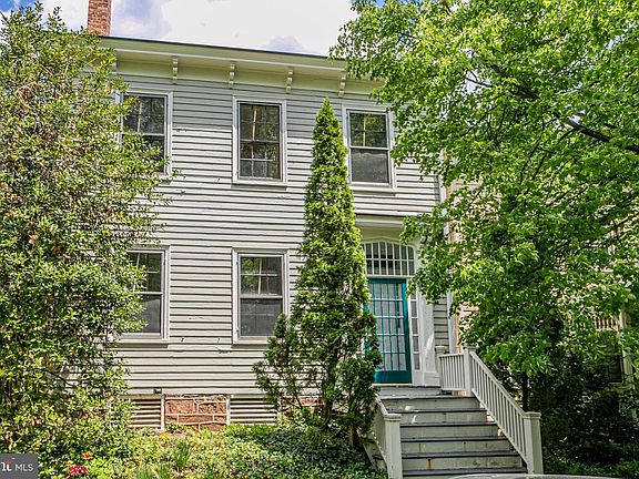 2nd image of 78 Alexander St