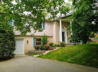 8758 Jonestown Rd, Grantville, PA 17028