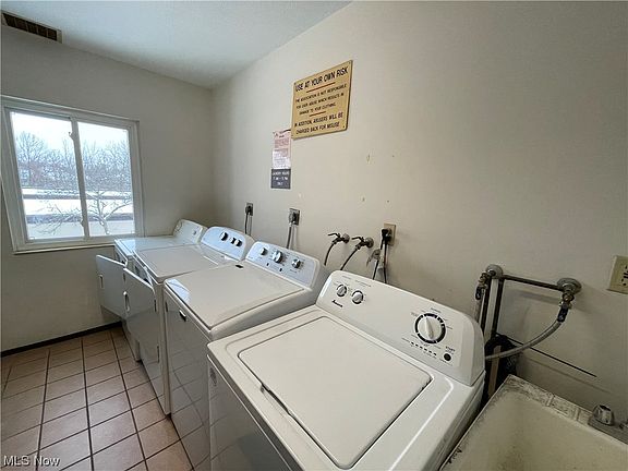 3rd image of 27401 Westown Blvd APT 1507