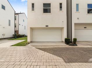 719 Schwartz St, Houston, TX 77020