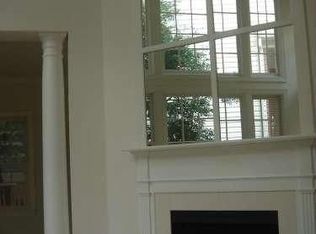 3830 Parkland Dr, Fairfax, VA 22033