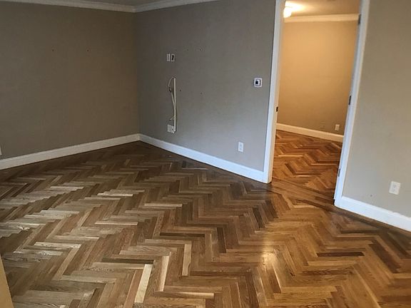 4th image of 305 E 86th St #6SE