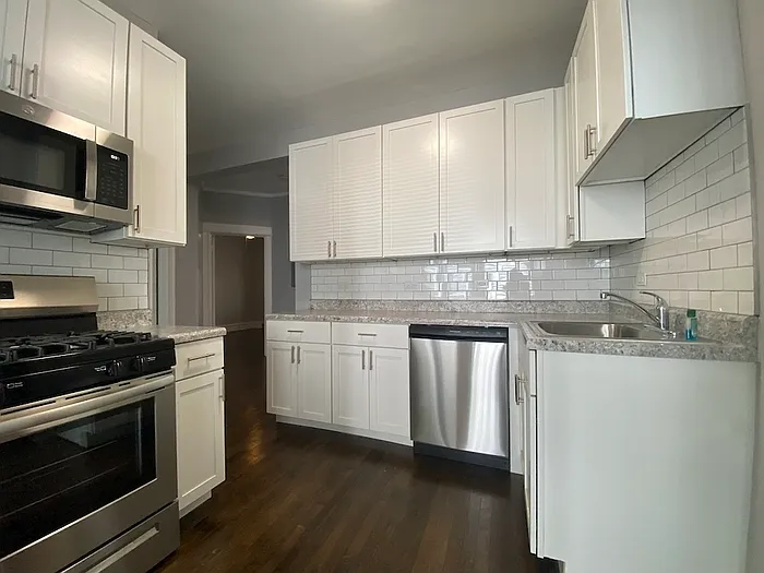 1217 W Rosemont Ave #1 — Photo 3