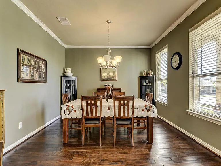 701 Rolling Brook Ln — Photo 10