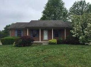 1013 W Milestone Ct, Bardstown, KY 40004