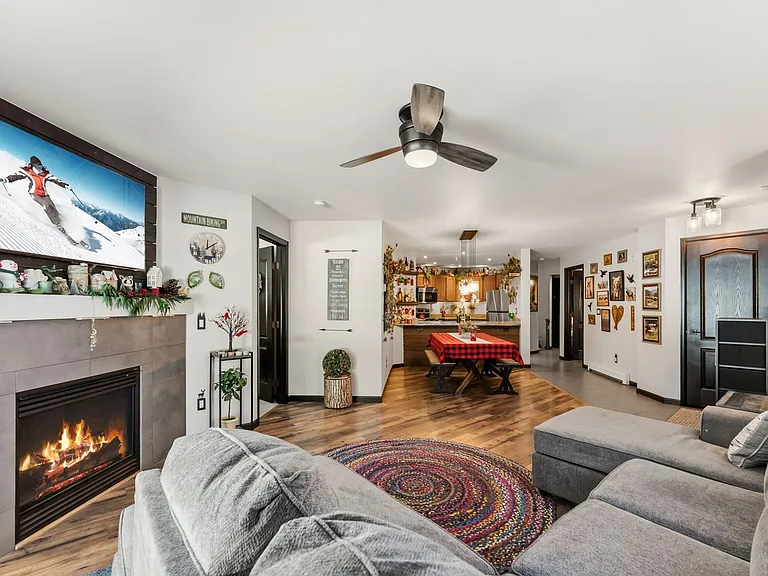 293 Pelican Cir #1803 — Photo 4