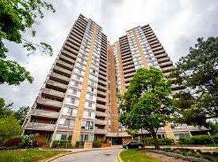 10 Martha Eaton Way #212, Toronto, ON M6M5B3