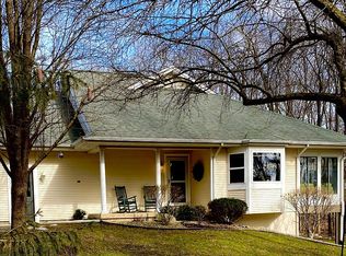 4647 Thistle Mill Ct, Kalamazoo, MI 49006