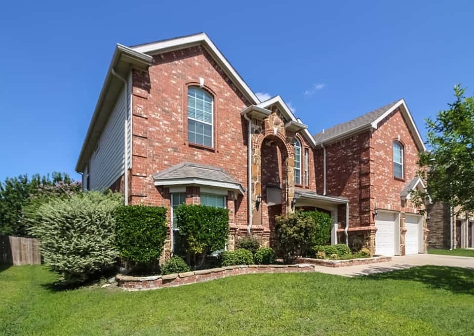 1st image of 202 Autumnwood Dr