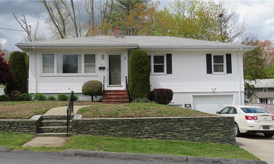 49 Belvedere St, Johnston, RI 02919 Zillow