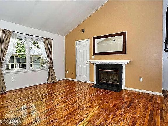4th image of 13120 Shadyside Ln Unit 9-151