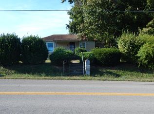 1296 Crume Rd, Vine Grove, KY 40175