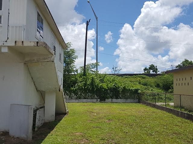 2nd image of 9 Calle Ilusion
