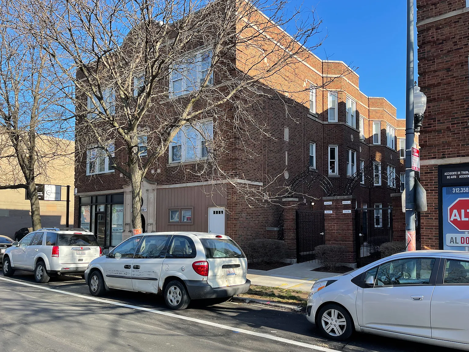2641-2647 N Laramie Ave — Photo 3