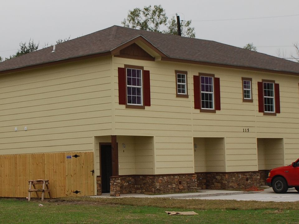 115 Adelita ST., Weslaco, TX 78596
