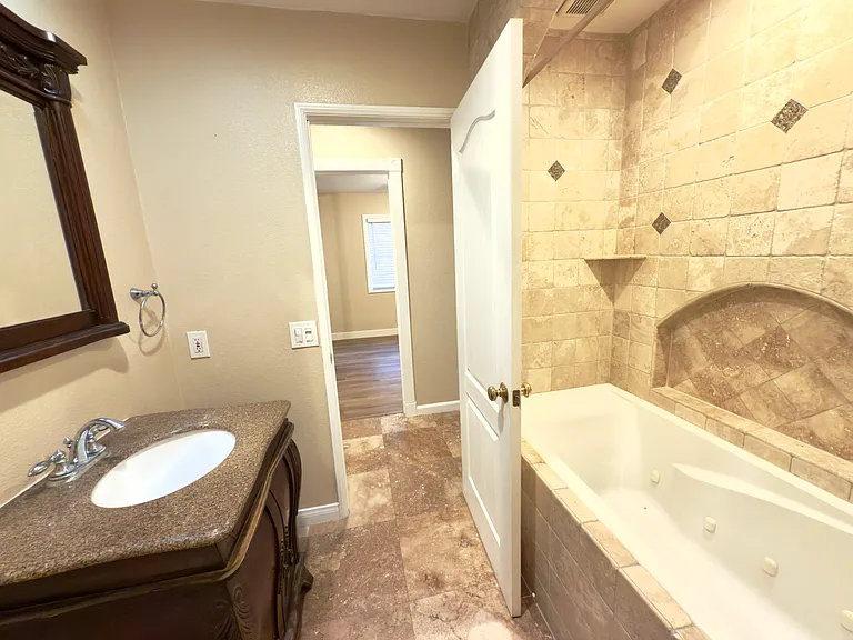 9696 Mariposa Ave — Photo 13