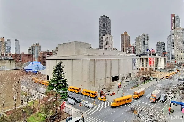 Sold by City Connections Realty | media 6