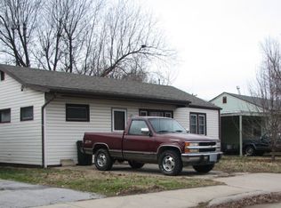 829 N Farmer Ave, Springfield, MO 65802