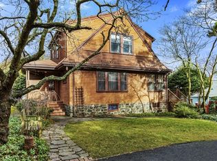 68 Saratoga St, Lynn, MA 01902