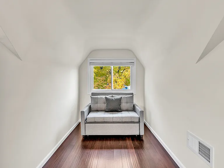 860 S Spring Rd — Photo 16