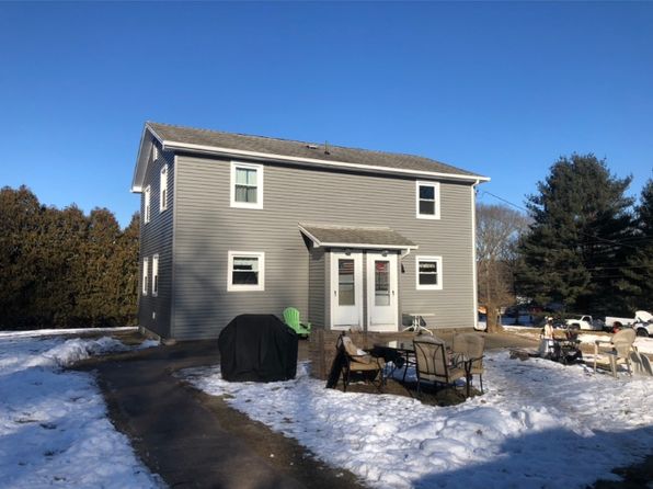 6 Colonial Dr
