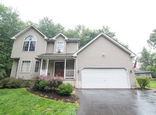 40 Mill Run Dr, Lehighton, PA 18235