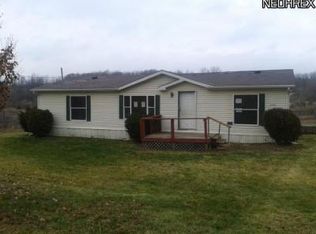 3168 Magnolia Rd NW, Magnolia, OH 44643