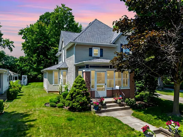 201 N Merrifield Ave, Mishawaka, IN 46544