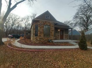 215 Main Ave, Crete, NE 68333