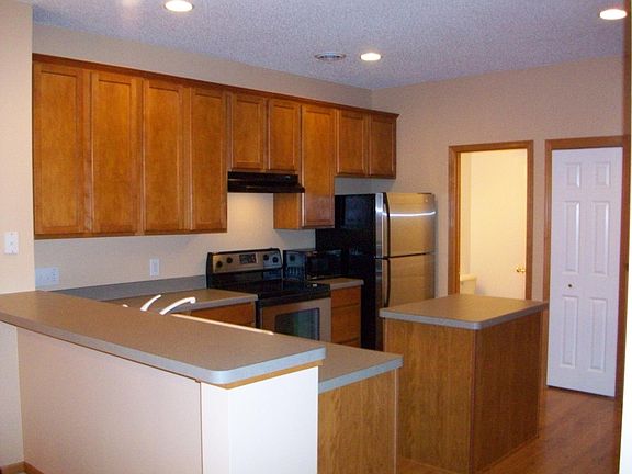 Bar seating at kitchen counter