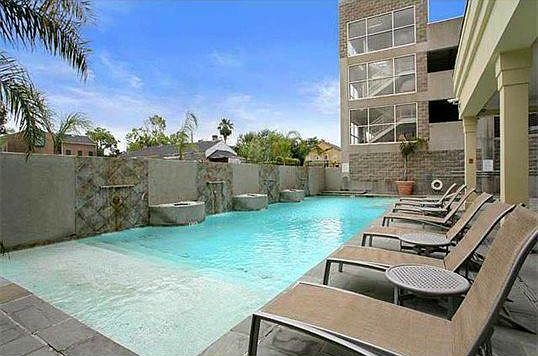 2nd image of 1205 St Charles Ave APT 906