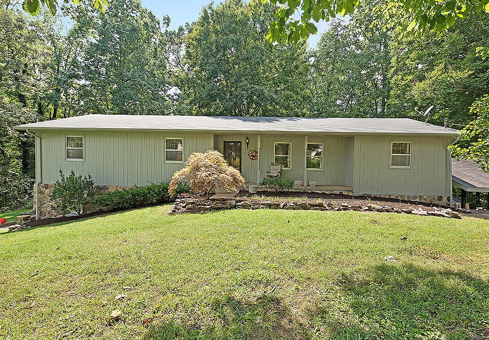 1st image of 2825 Mary Emily Ln