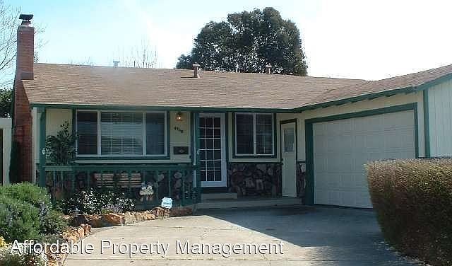 1st image of 4748 La Mesa Ct