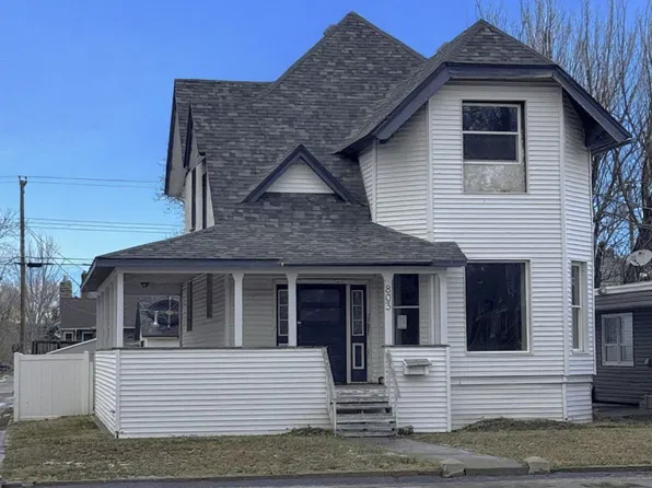 803 N Kendrick Ave, Glendive, MT 59330