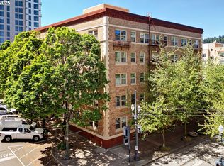 709 SW 16th Ave UNIT 105, Portland, OR 97205