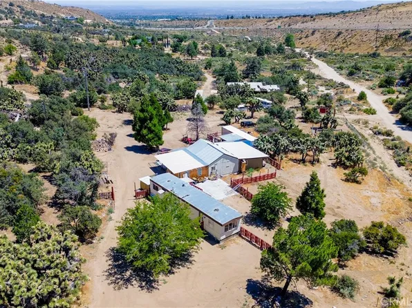 3576 Whispering Pines Rd, Pinon Hills, CA 92372