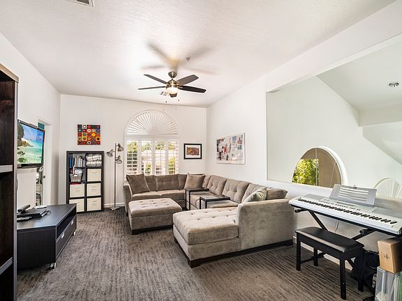4th image of 12068 E Bella Vista Cir