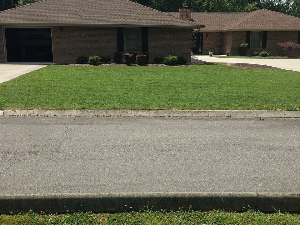 1st image of 115 Birchwood Ln
