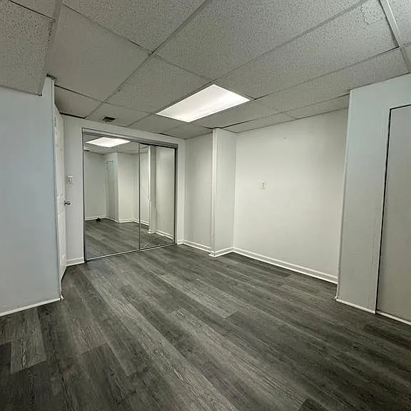 2630 Queen St — Photo 19